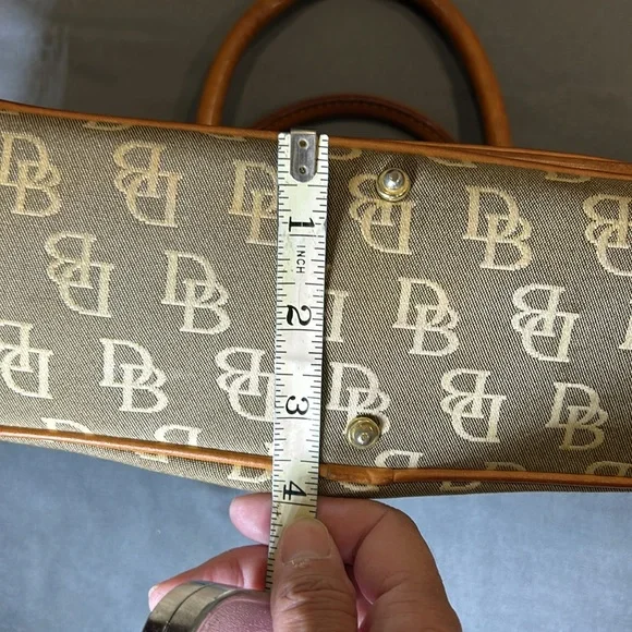 Dooney & Bourke 1975 - Picture 13 of 15